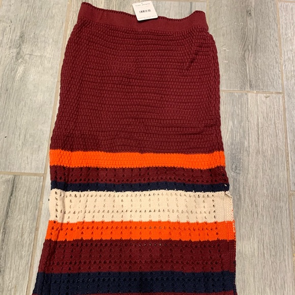 Free People's cotton skirt is knit to perfection - Picture 4 of 5